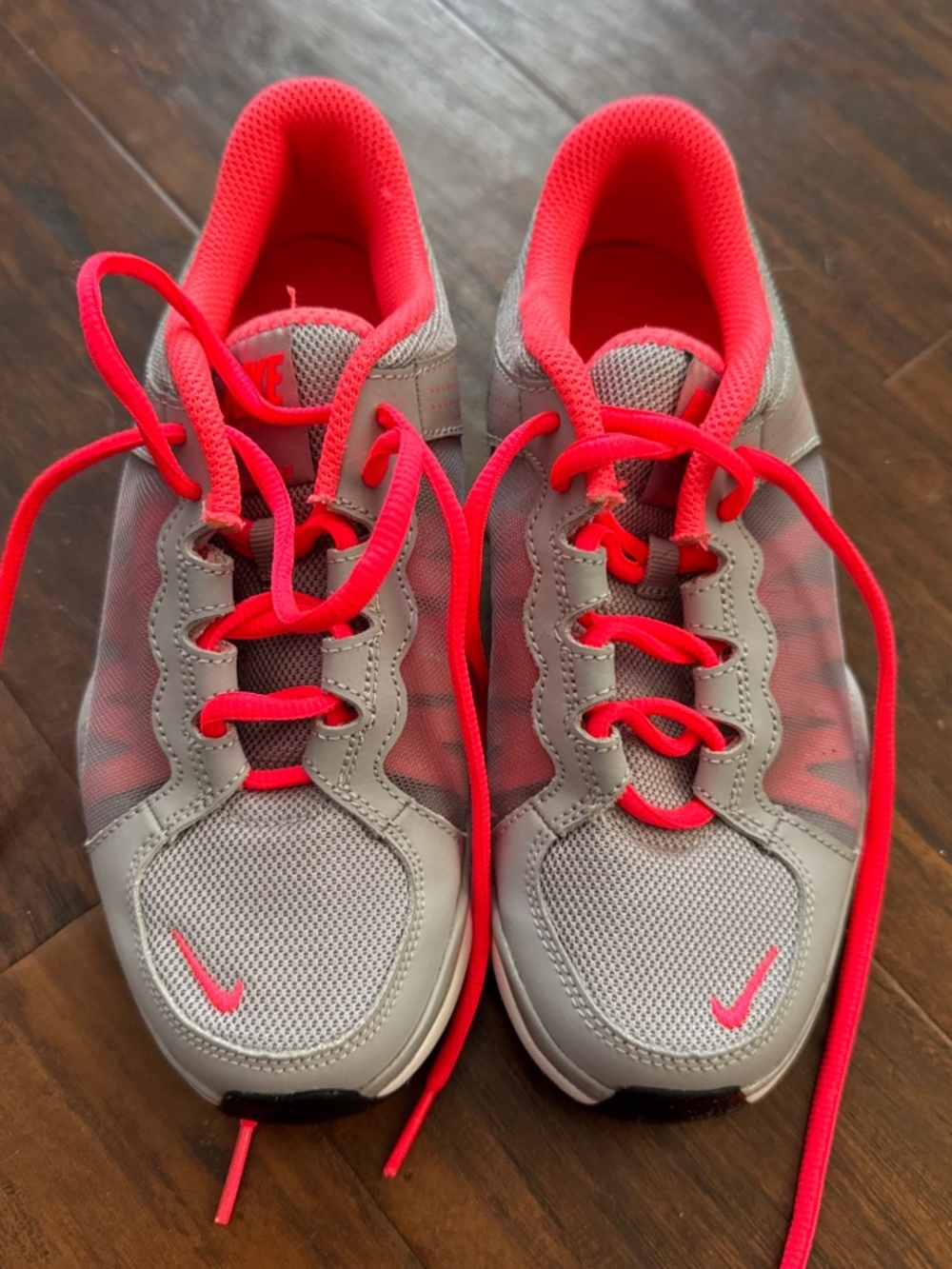 Nike Flex TR 2 Gray Orange Lightweight Training Running Shoes Women's Sz 5 Youth